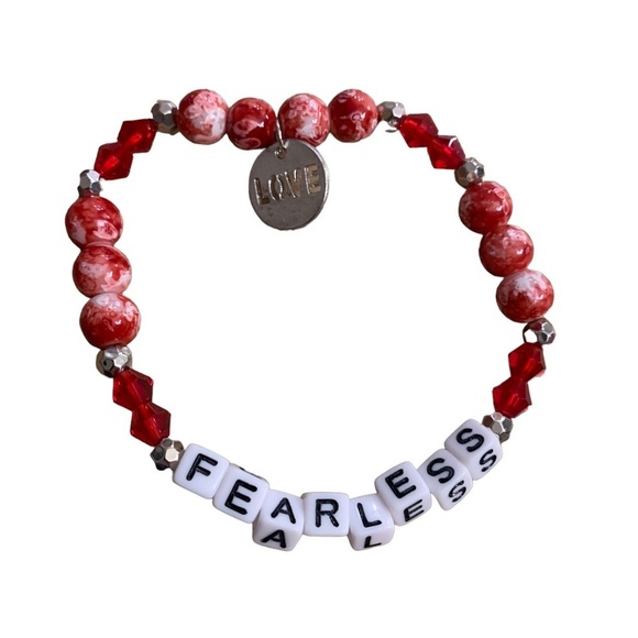 Bracelet | FEARLESS Red White Beads New With Tags Love Charm Stretchy - Picture 5 of 5